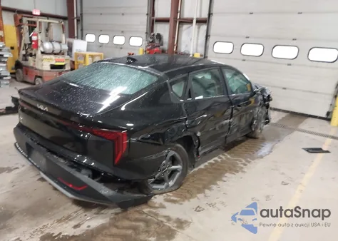 2025 Kia K4 Lxs from USA, damaged, VIN 3KPFT4DEXSE017977